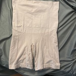 Yummie Tummie High Waist Thigh Shaper. I’ve lost weight so it no longer fits.